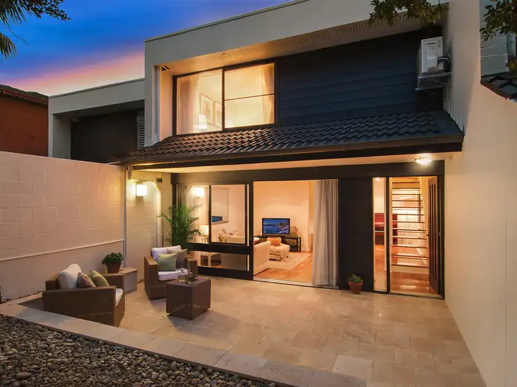 2/8A Gillies Street, Wollstonecraft NSW 2065