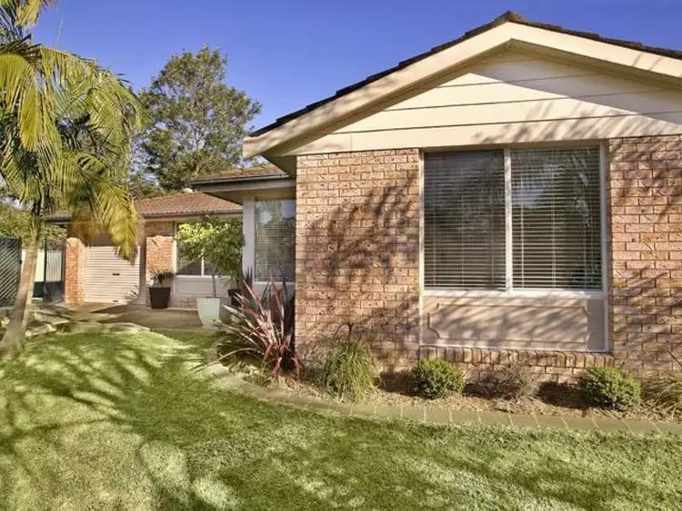 4 Childs Close, Green Point NSW 2251