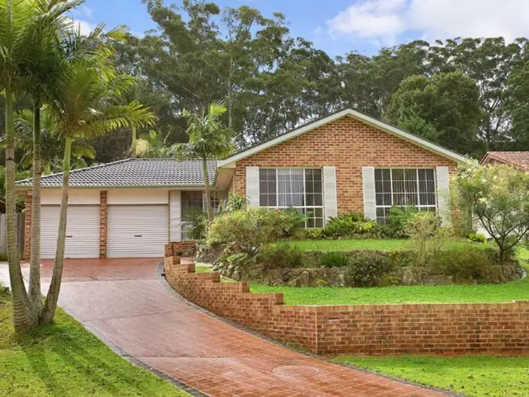 15 Michele Close, Green Point NSW 2251