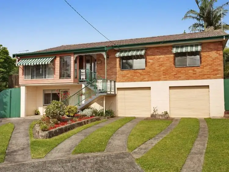 Second view of Homely house listing, 2 Berry Avenue, Green Point NSW 2251