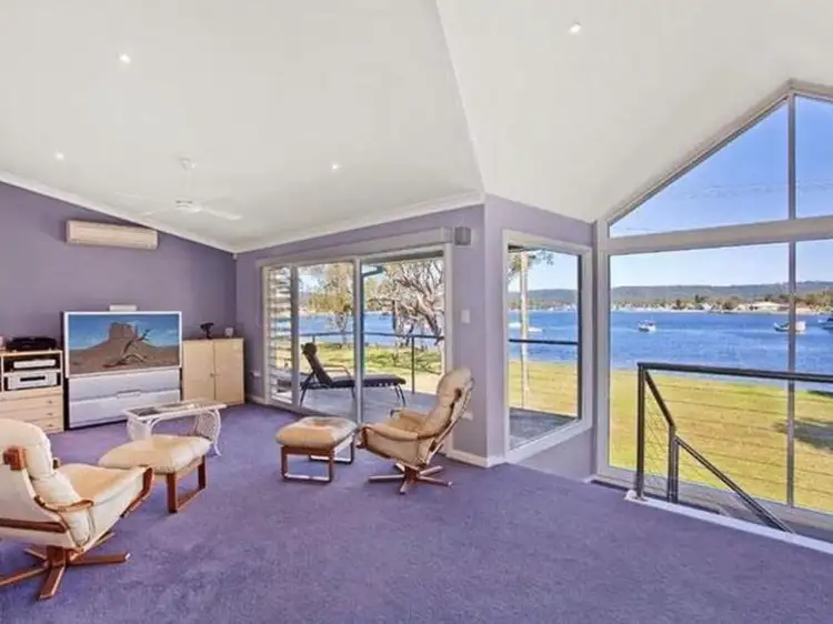11 Paringa Avenue, Davistown NSW 2251