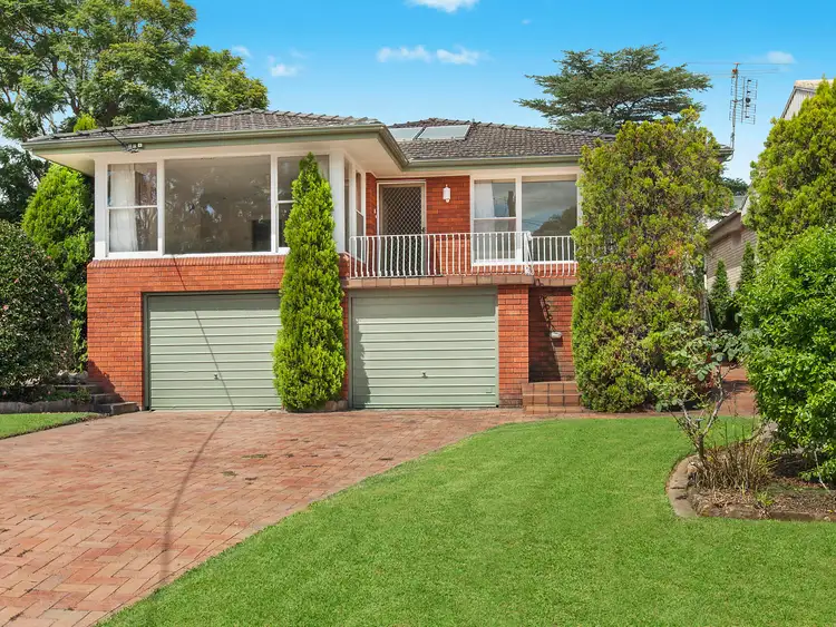 15 Asca Drive, Green Point NSW 2251