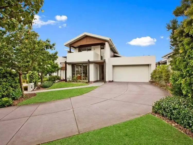 1 Sawgrass Crescent, Magenta NSW 2261