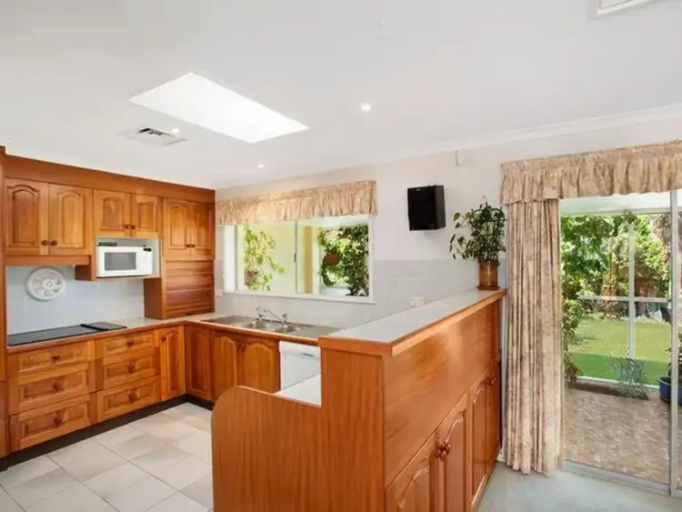Sixth view of Homely house listing, 8 Kolonga Close, Green Point NSW 2251