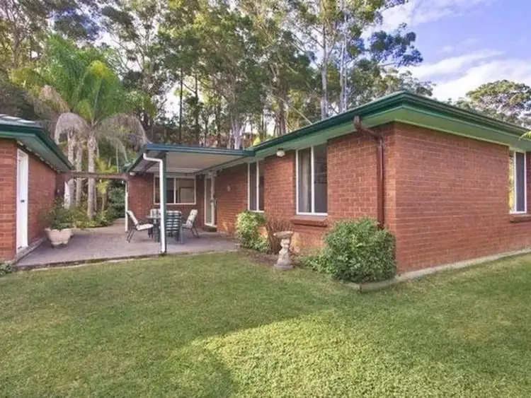 54 Henzel Road, Green Point NSW 2251
