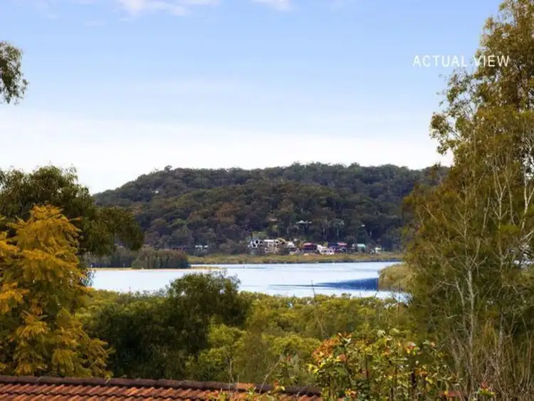 Second view of Homely house listing, 32 Treeview Place, Saratoga NSW 2251