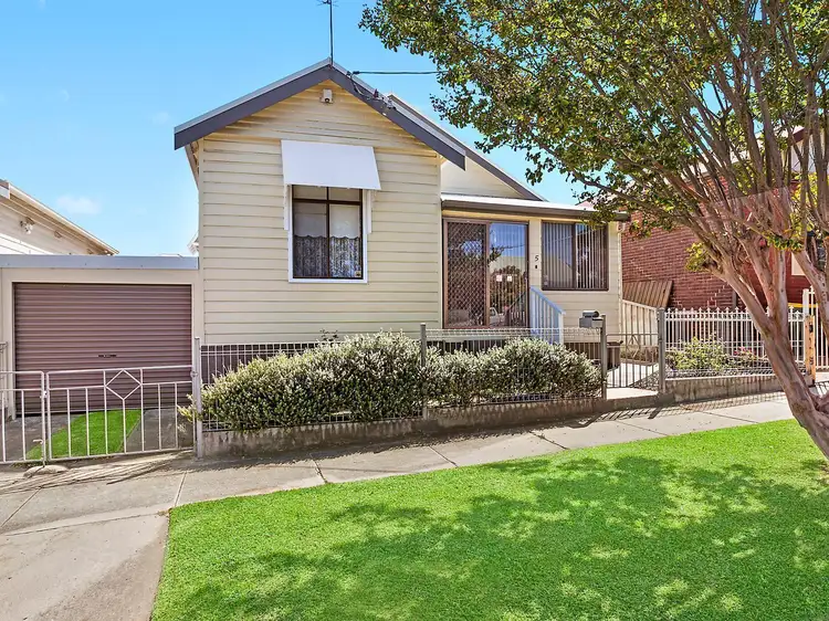 5 Cowper Street, Georgetown NSW 2298