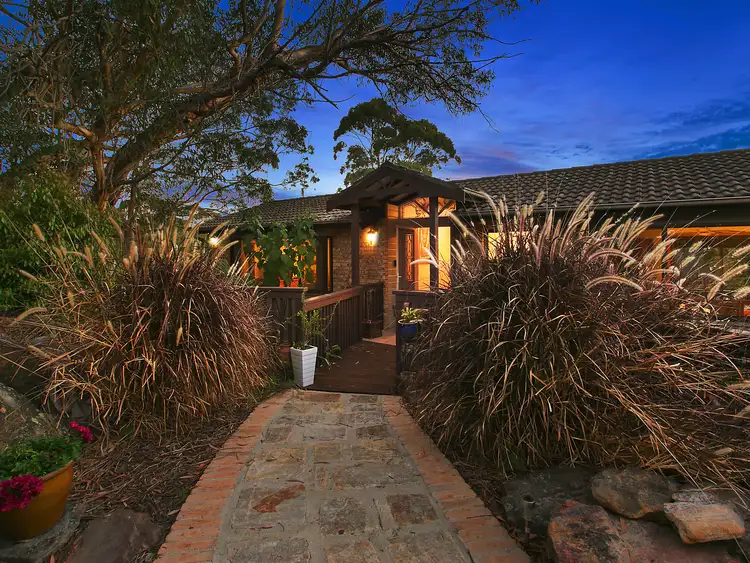 5 Marshall Close, Hornsby Heights NSW 2077