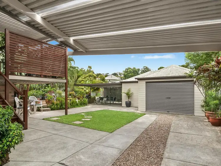 8 Bryson Avenue, Kotara NSW 2289