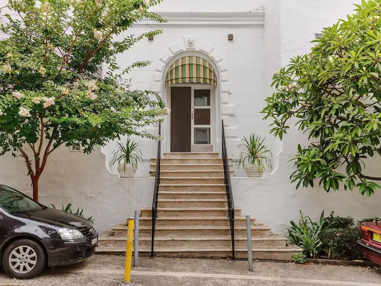 Third view of Homely apartment listing, 3/172 New South Head Road, Edgecliff NSW 2027