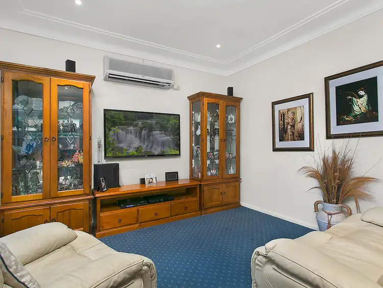 Fourth view of Homely house listing, 1/48 Lasseter Avenue, Chifley NSW 2036