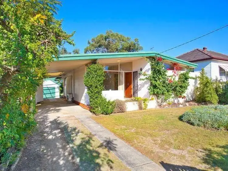 70 Bangalow Street, Ettalong Beach NSW 2257