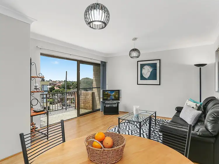 27/1 Carlton Parade, Carlton NSW 2218