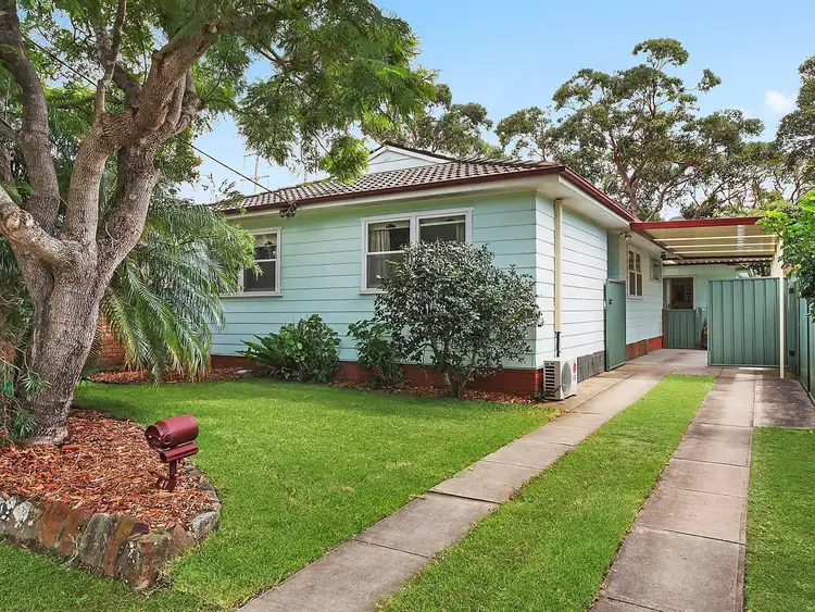 41 Mackenzie Avenue, Woy Woy NSW 2256