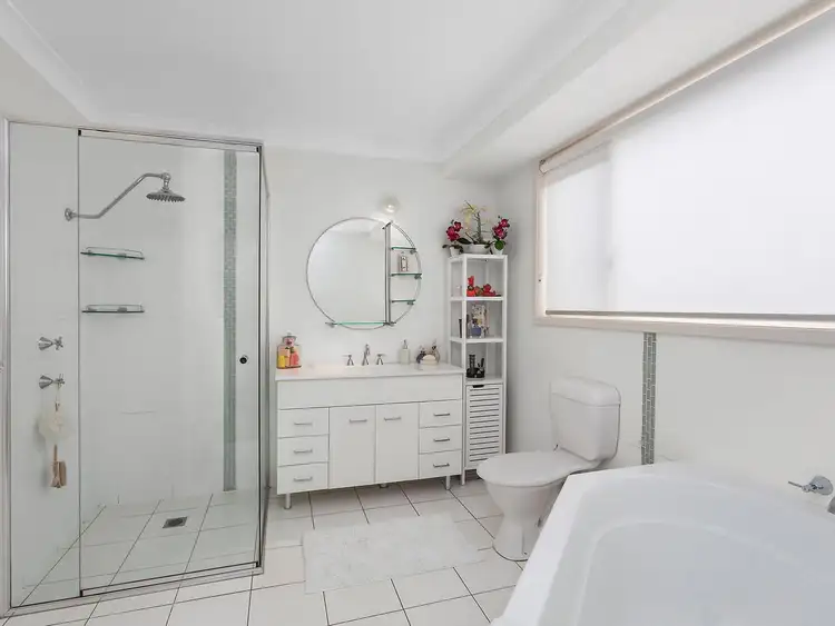 Sixth view of Homely house listing, 194 Cresthaven Avenue, Bateau Bay NSW 2261