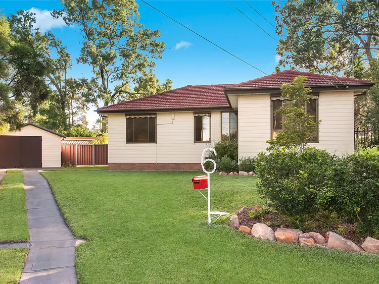 6 Radley Road, Seven Hills NSW 2147