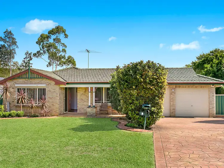 4 Sauvage Place, Doonside NSW 2767