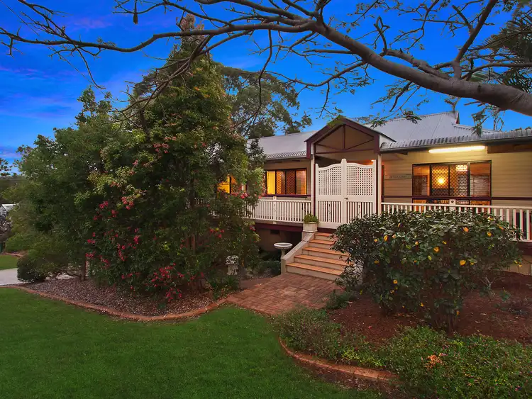 56 Burns Parade, Chapel Hill QLD 4069