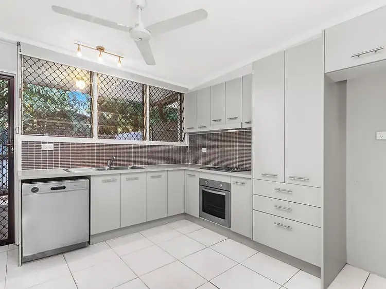 Main view of Homely apartment listing, 3/53 Princes Road, Hyde Park QLD 4812