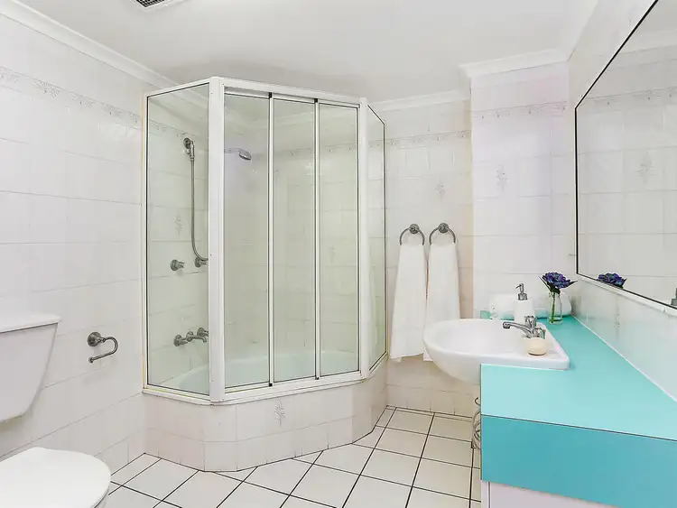 Sixth view of Homely apartment listing, 2/99 Macquarie Street, St Lucia QLD 4067