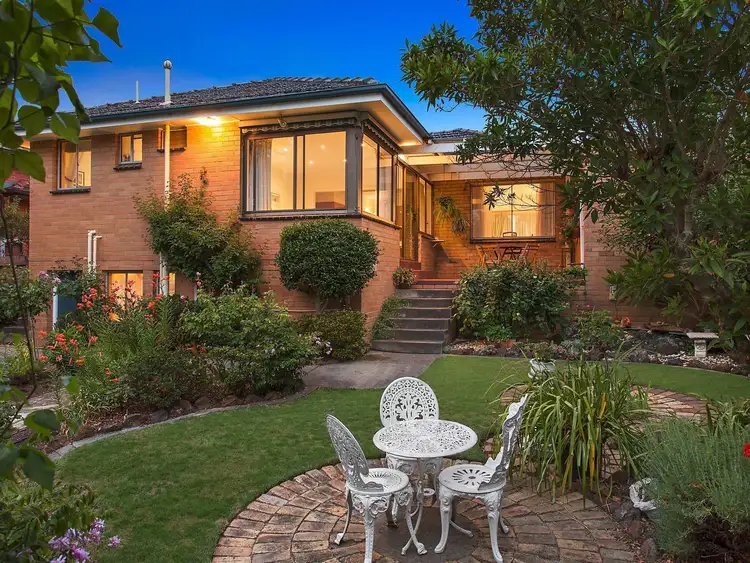 11 Paynes Road, Mount Waverley VIC 3149