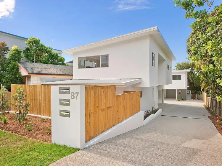 Main view of Homely villa listing, 2/87 Pohlman Street, Southport QLD 4215