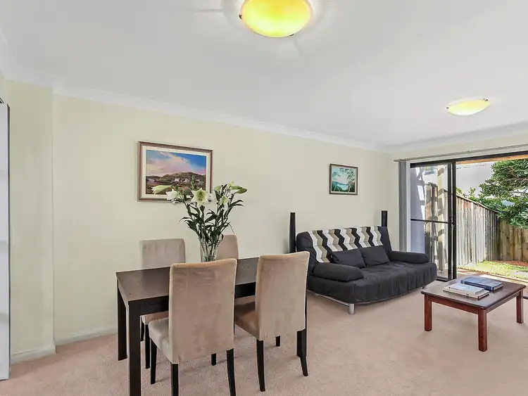 4/4 Carden Avenue, Wahroonga NSW 2076