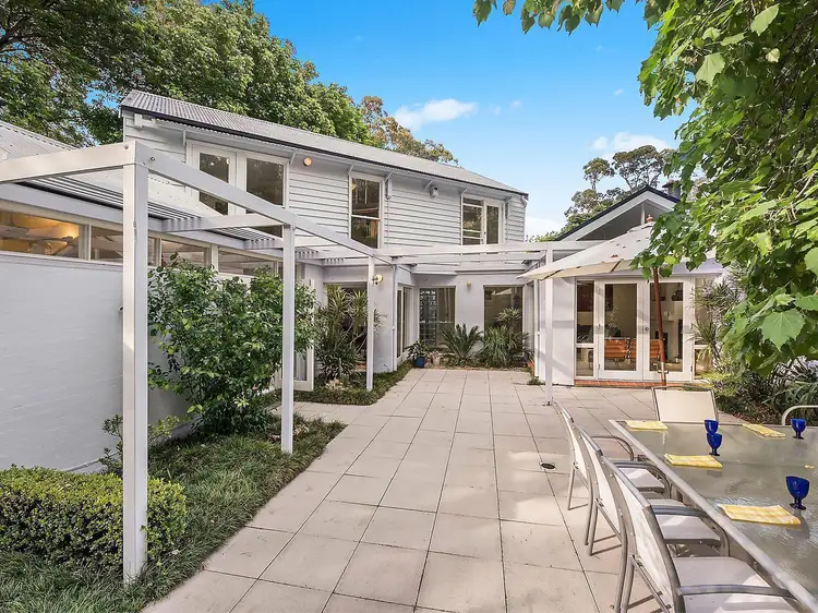 17 Bellevue Avenue, Greenwich NSW 2065