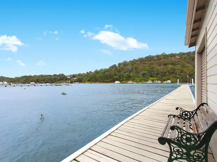 142 Lugarno Parade, Lugarno NSW 2210