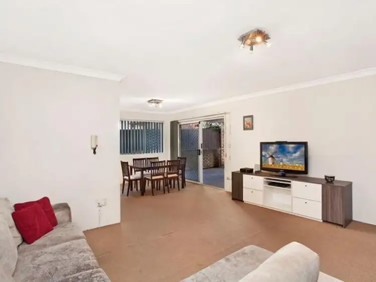 2/65 Pitt Street, Mortdale NSW 2223