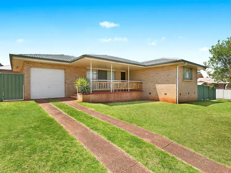 194 Mackenzie Street, Rangeville QLD 4350
