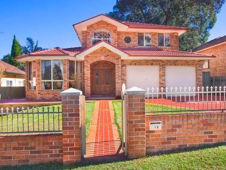 16 Peggy Street, Mays Hill NSW 2145