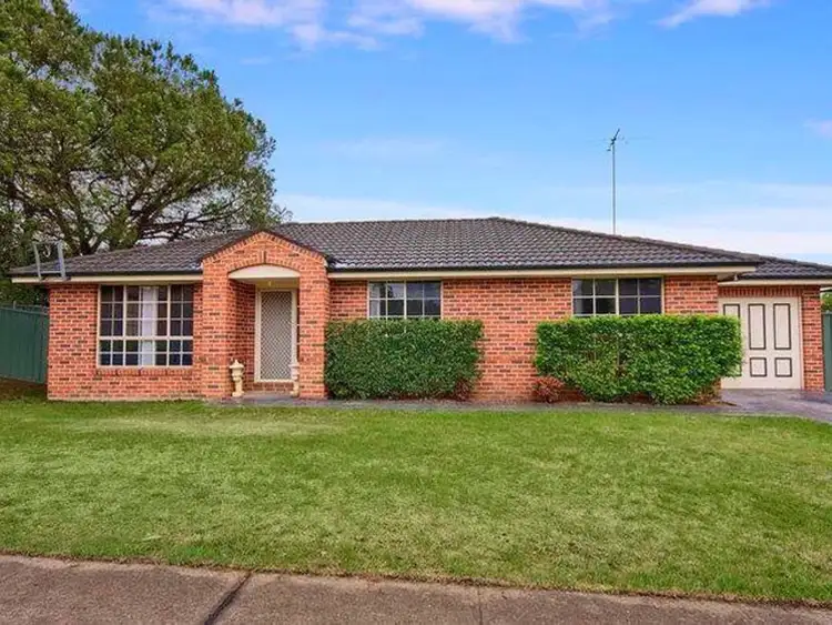 31 Highfields Road, Quakers Hill NSW 2763