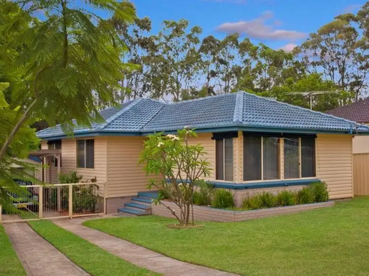 27 Lodge Avenue, Old Toongabbie NSW 2146