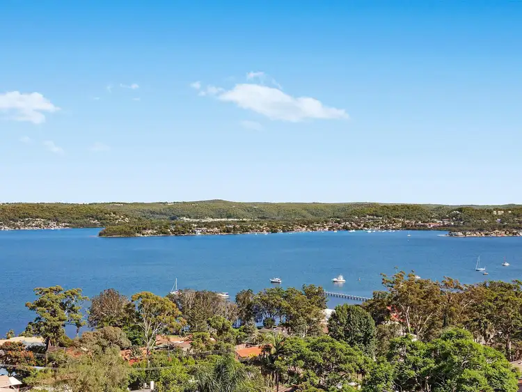 29 Marilyn Parade, Green Point NSW 2251
