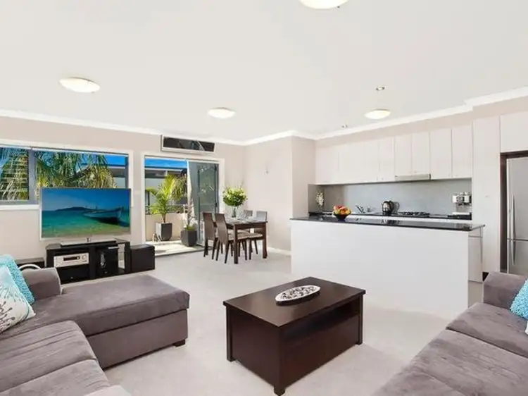8/62 Park Street, Narrabeen NSW 2101