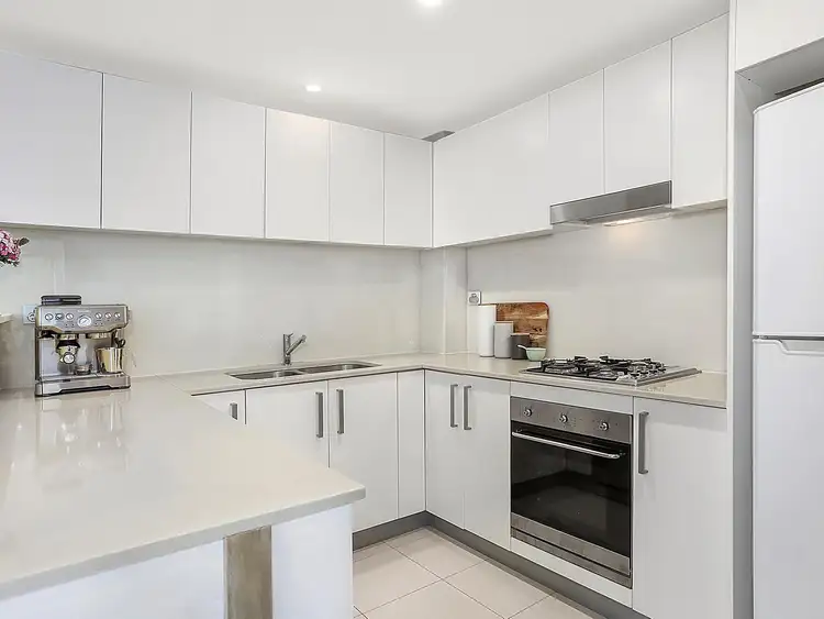 Third view of Homely apartment listing, 5/16 Frazer Street, Collaroy NSW 2097
