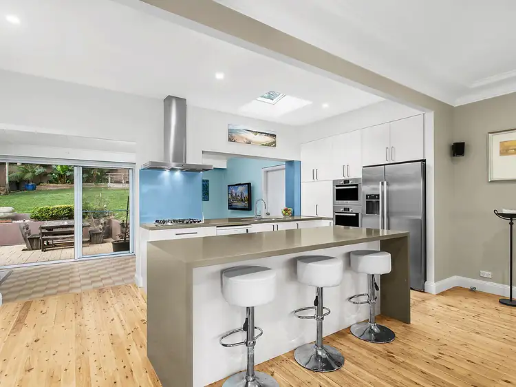 1 Harewood Place, Warriewood NSW 2102