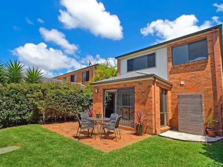 5 Riverine Court, Warriewood NSW 2102