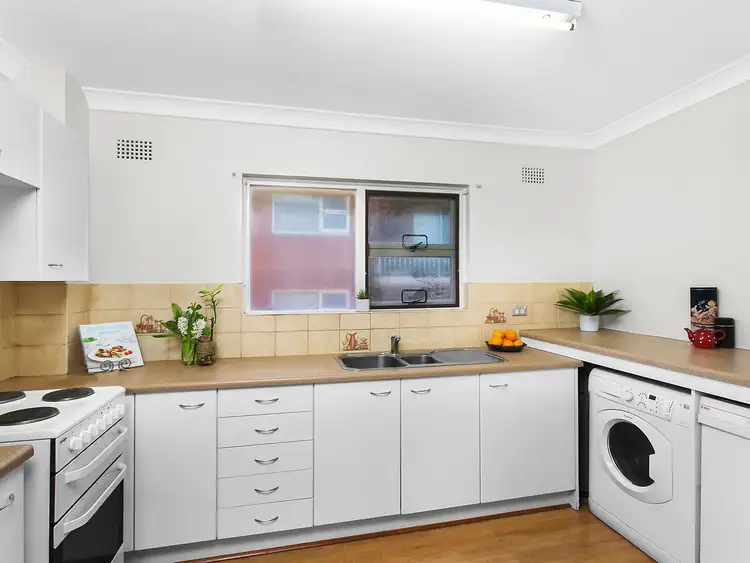 Fourth view of Homely apartment listing, 6/79 Howard Avenue, Dee Why NSW 2099