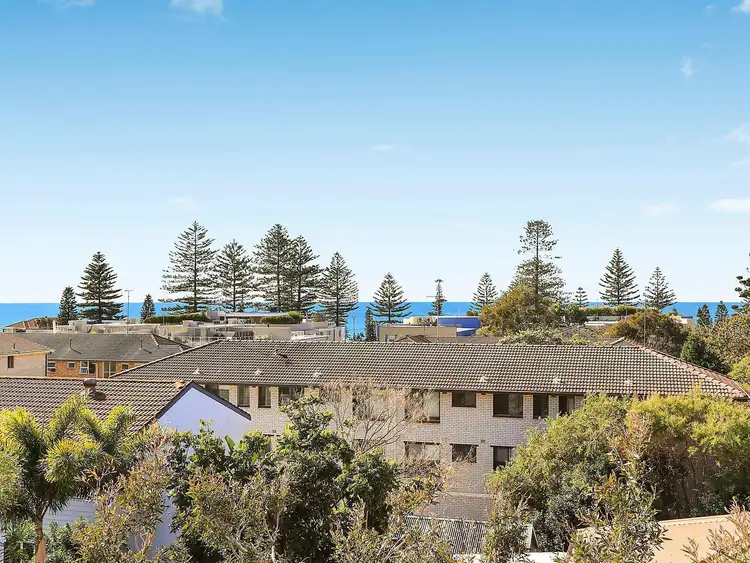 Fifth view of Homely apartment listing, 10/11 The Avenue, Collaroy NSW 2097