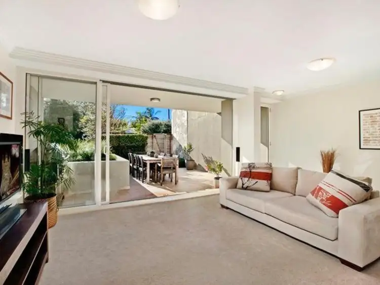 Third view of Homely apartment listing, 8/4 The Avenue, Collaroy NSW 2097