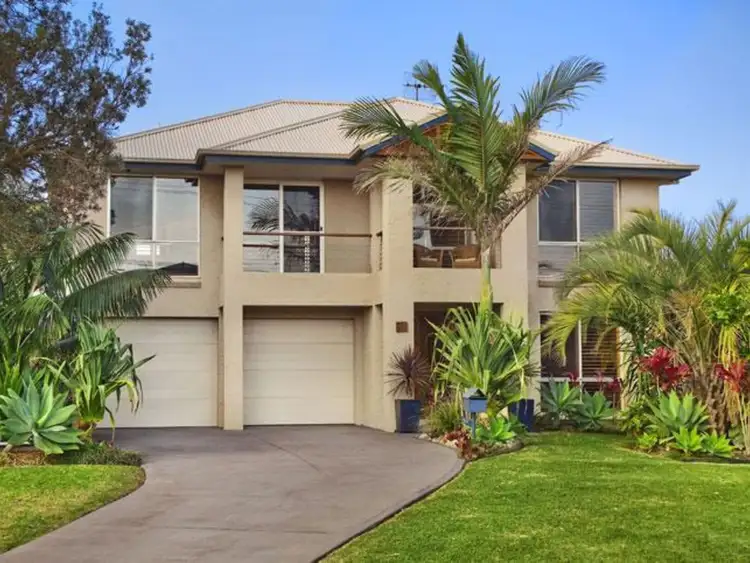 34 Lake Street, North Avoca NSW 2260