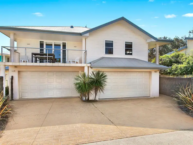 13 North Avoca Parade, North Avoca NSW 2260