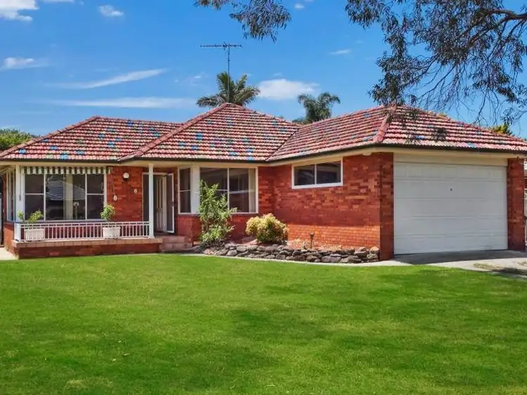 8 Shoalhaven Road, Sylvania Waters NSW 2224