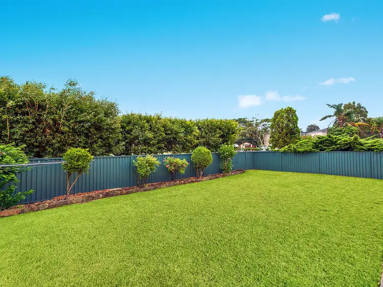 Fourth view of Homely house listing, 5 Apsley Place, Taren Point NSW 2229