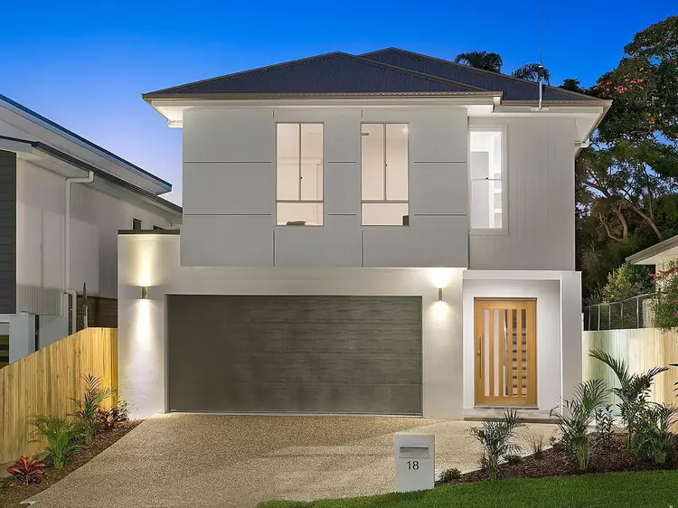 18 Howard Street, Oxley QLD 4075