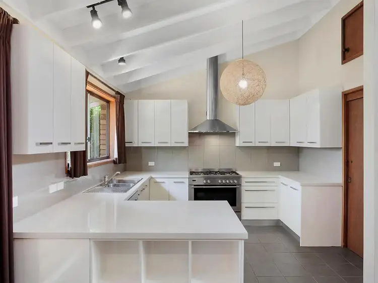 73 Old Gosford Road, Wamberal NSW 2260