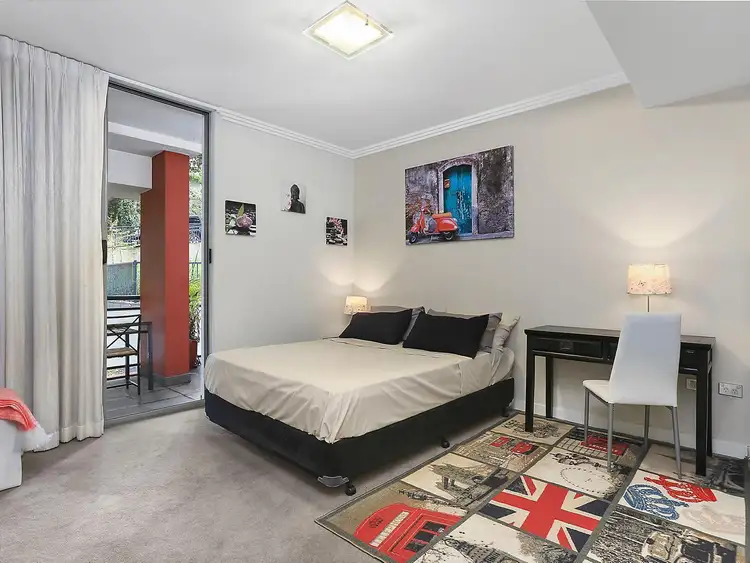 Fourth view of Homely apartment listing, 5/2 Finlay Road, Turramurra NSW 2074