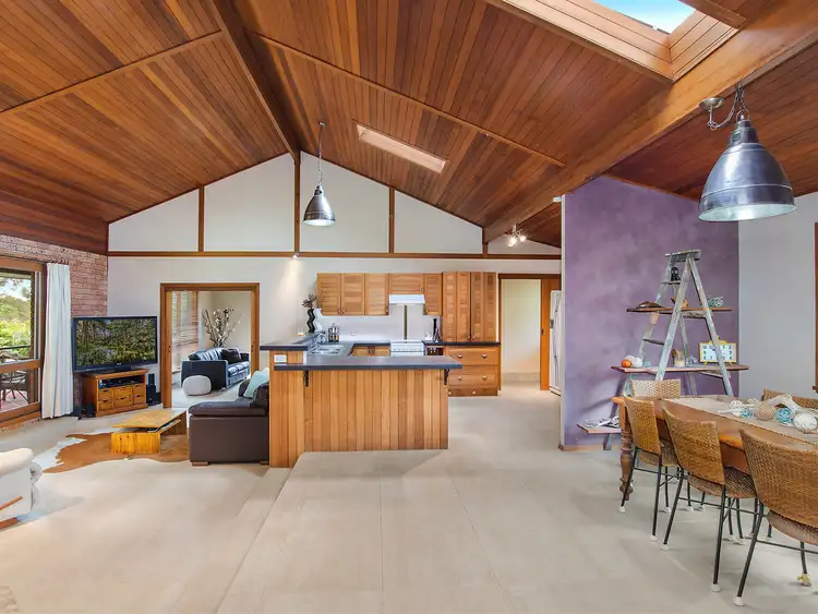 24 Treetop Crescent, Port Macquarie NSW 2444